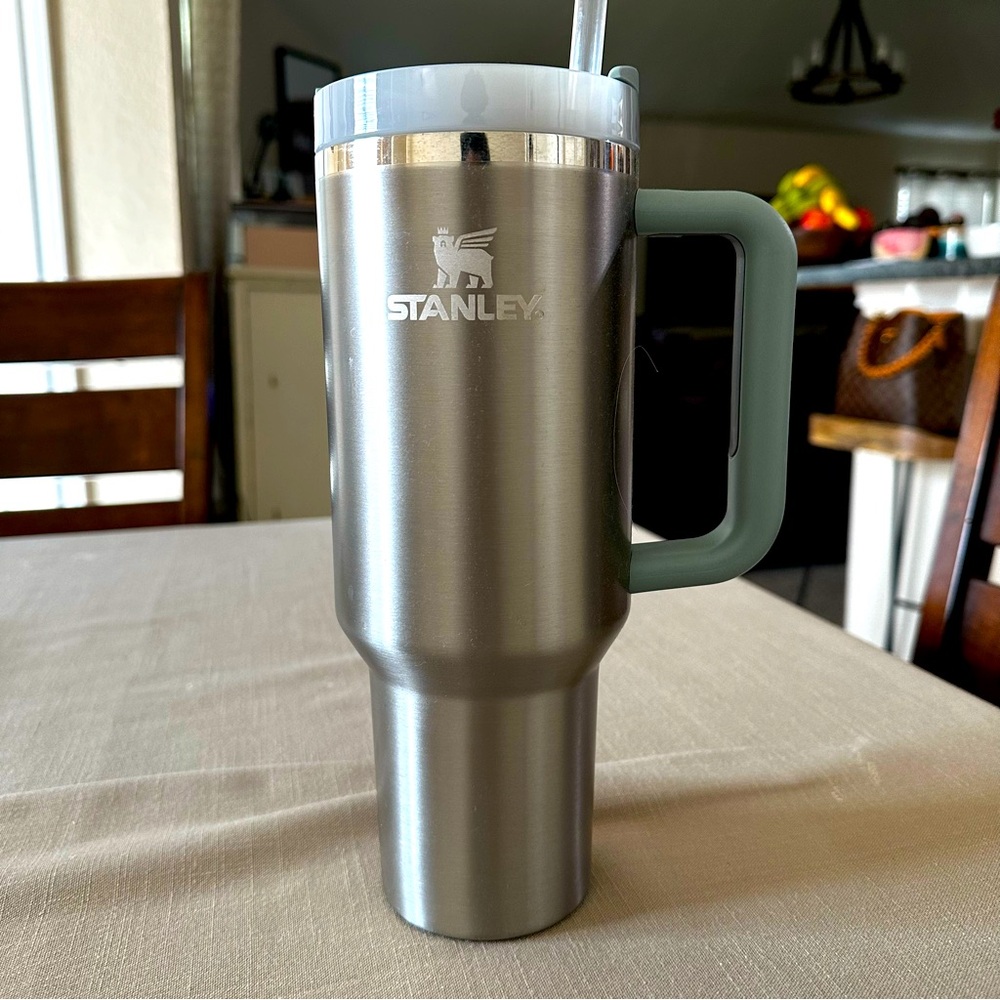 Stanley 40 oz Insulated Cup- Chrome